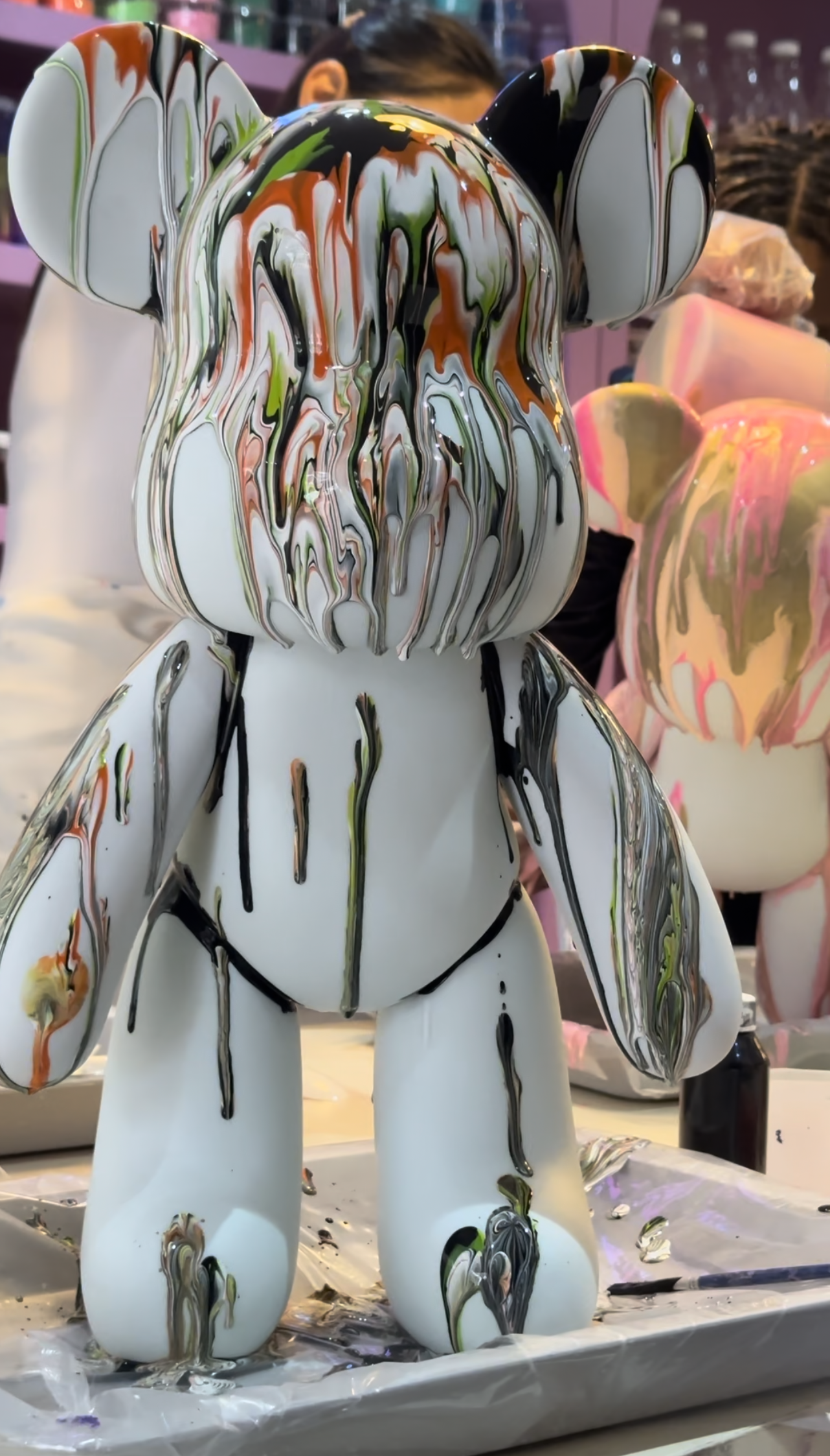 Jumbo Fluid Bear Experience - 53cm